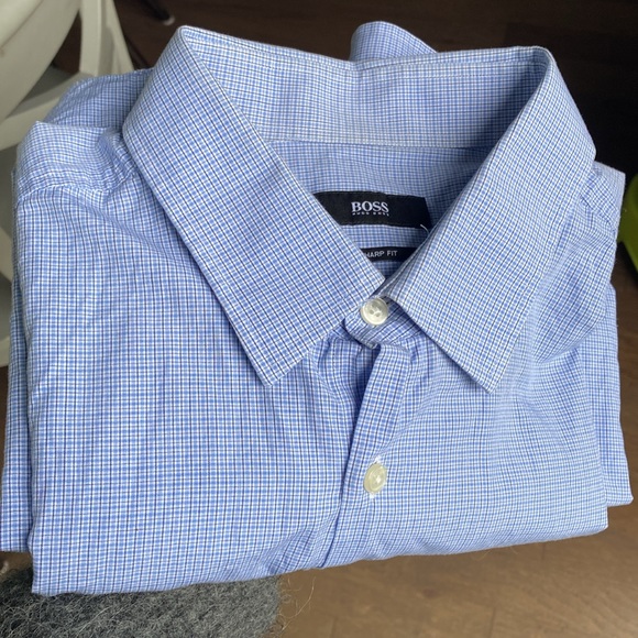 Hugo Boss Button Down Shirt - Picture 6 of 7